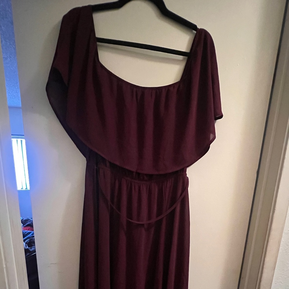 Elegant Burgundy Women's Dress